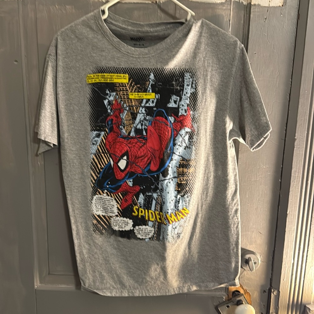 Men’s med marvel Spider-Man comic tshirt